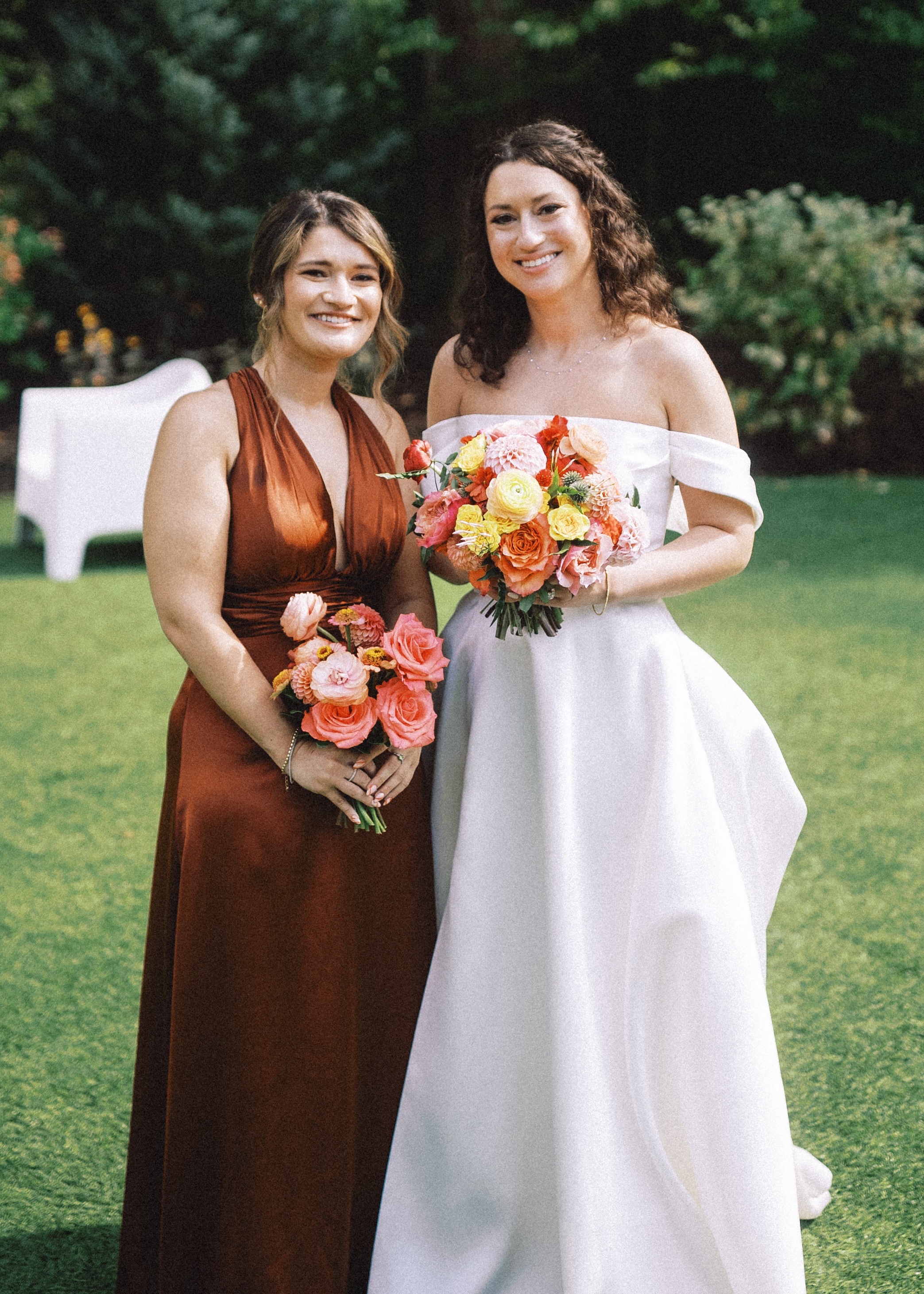 Alexa and Rachel at a wedding